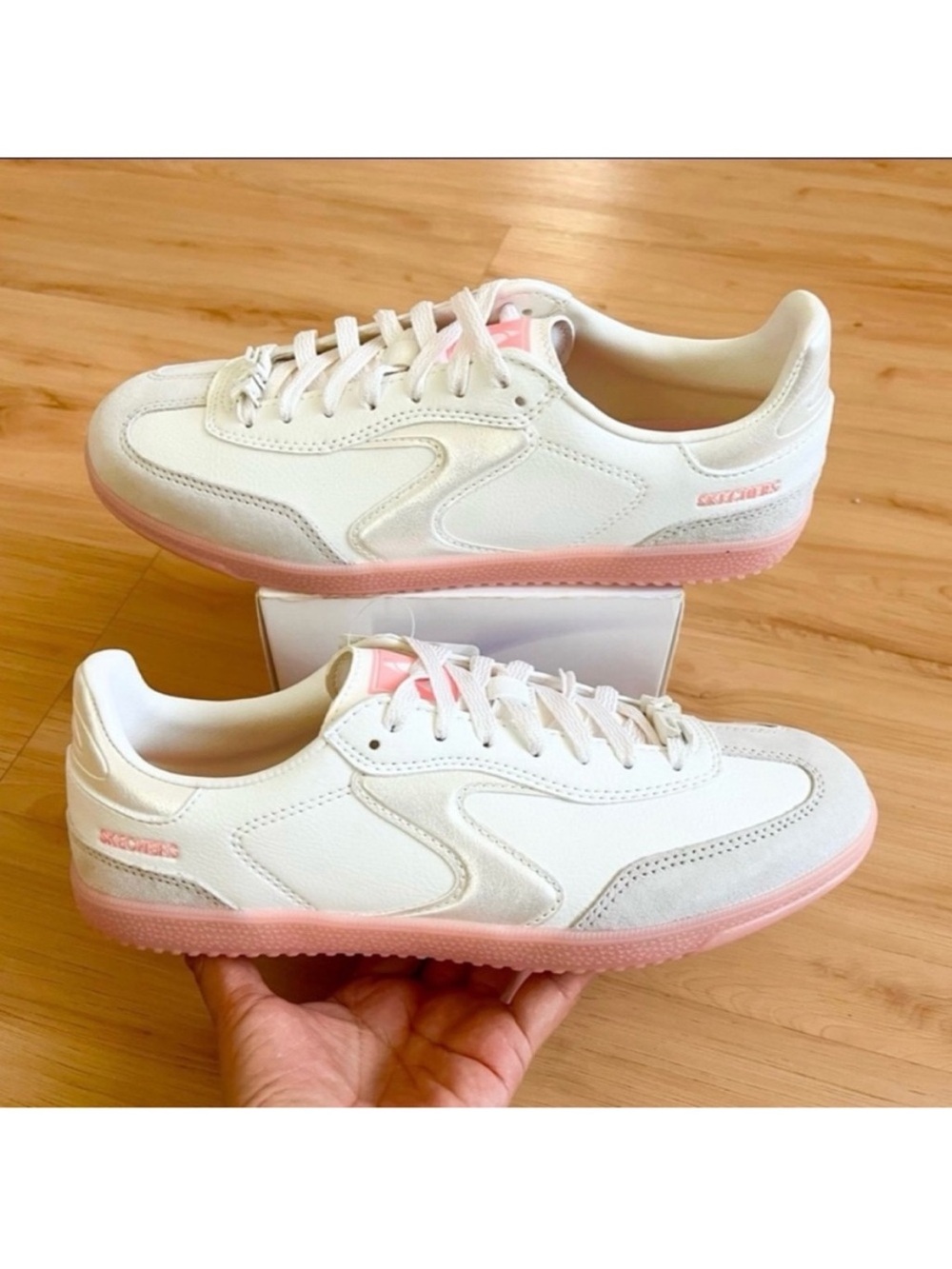Skechers Court Classic Hotshot
Leather Suede Women 7.5 US